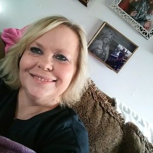 Meet your Posher, Carol